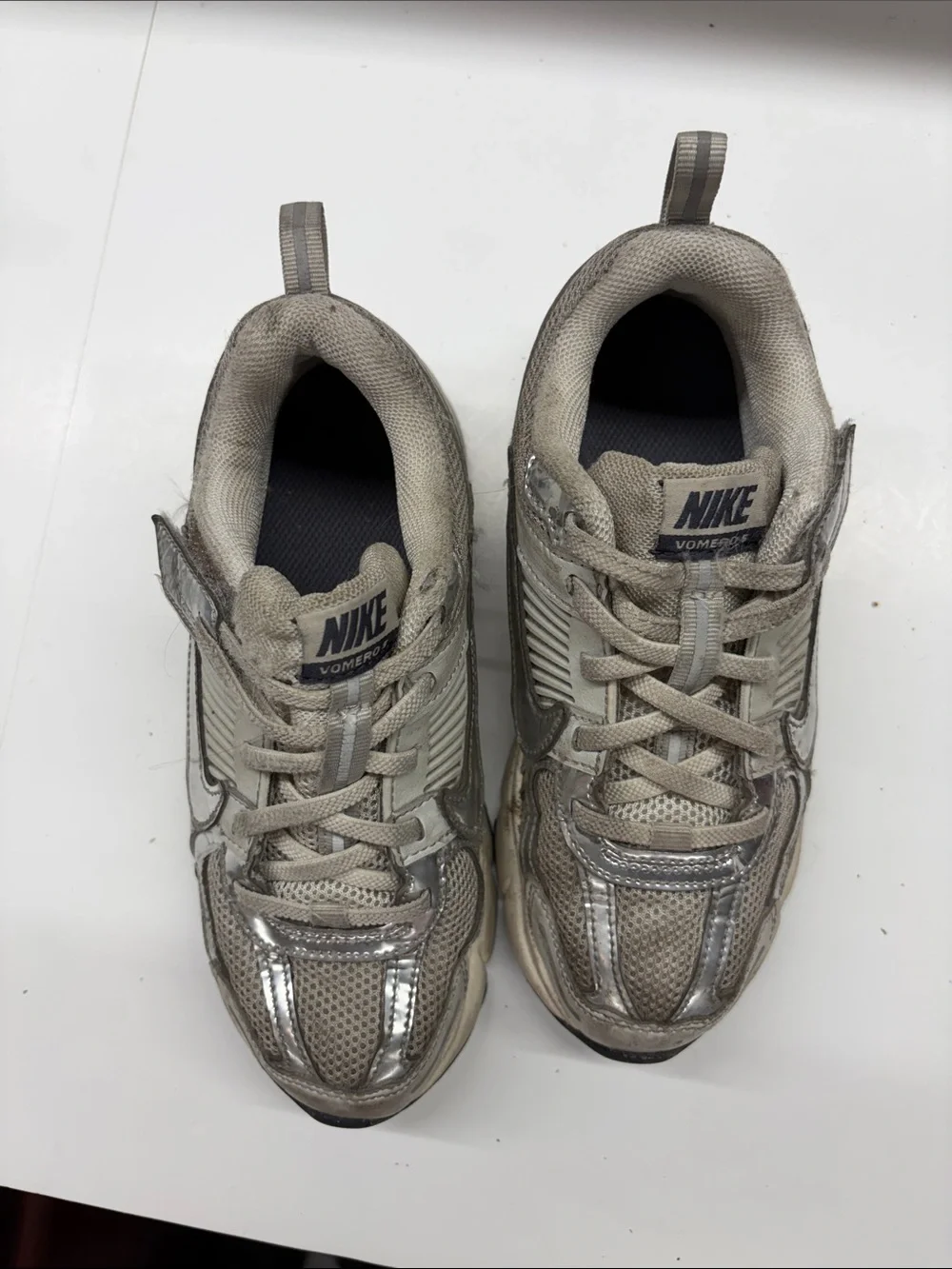 Used Nike Kids Sneakers Size 1